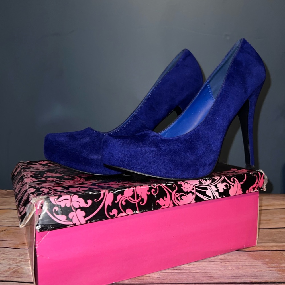 Suede Qupid Heels